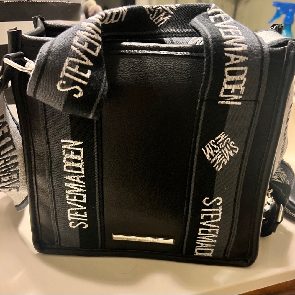 Steve Madden Tote purse